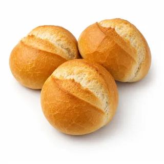 Drei goldbraune, aufgerissene Brötchen (mit AI erstelltes Bild)